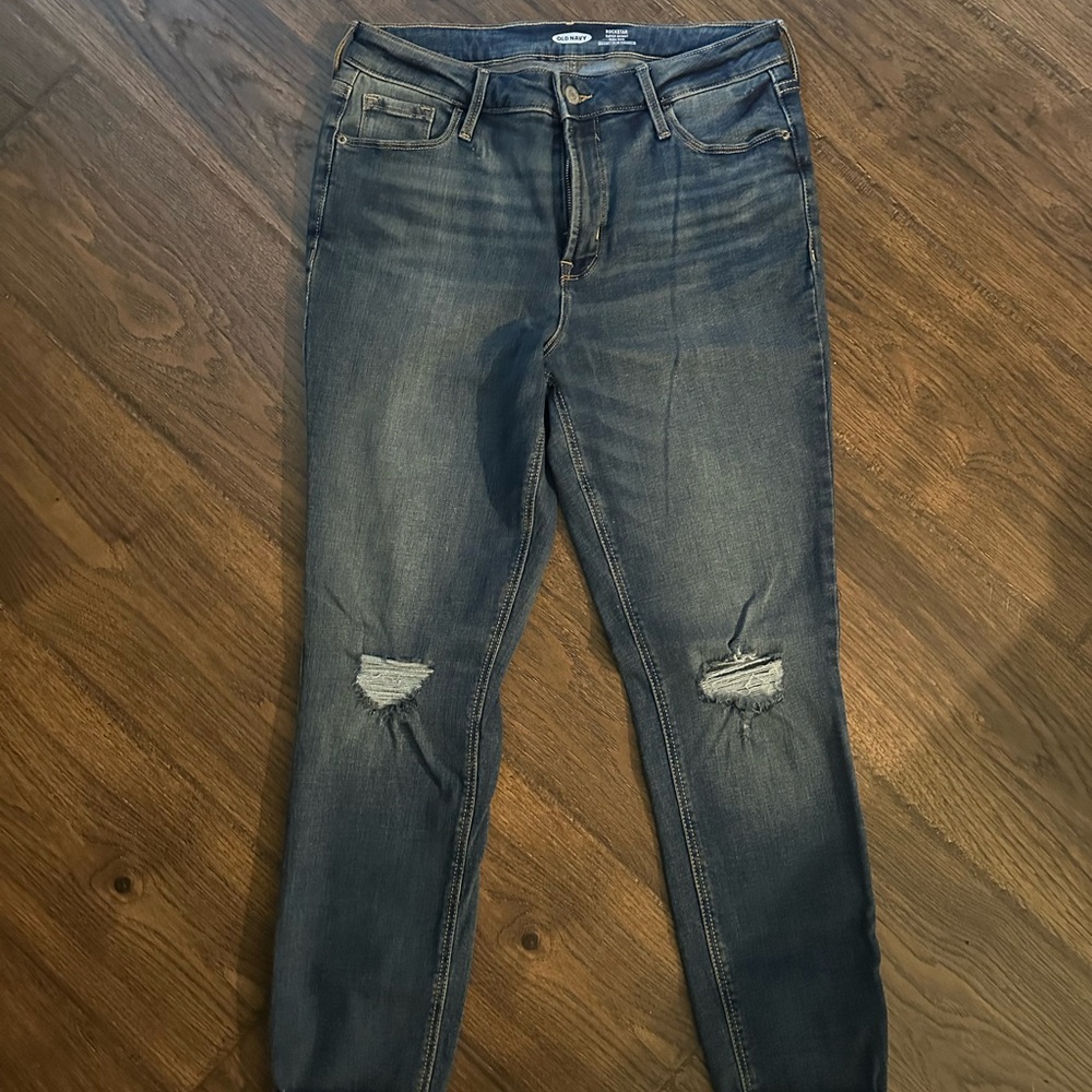 Old Navy High-Rise Rockstar Super Skinny Distressed Jeans